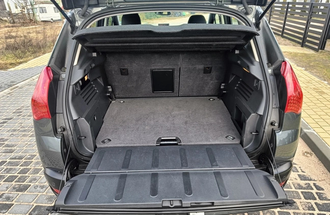 Peugeot 3008 cena 26999 przebieg: 220000, rok produkcji 2012 z Czersk małe 704